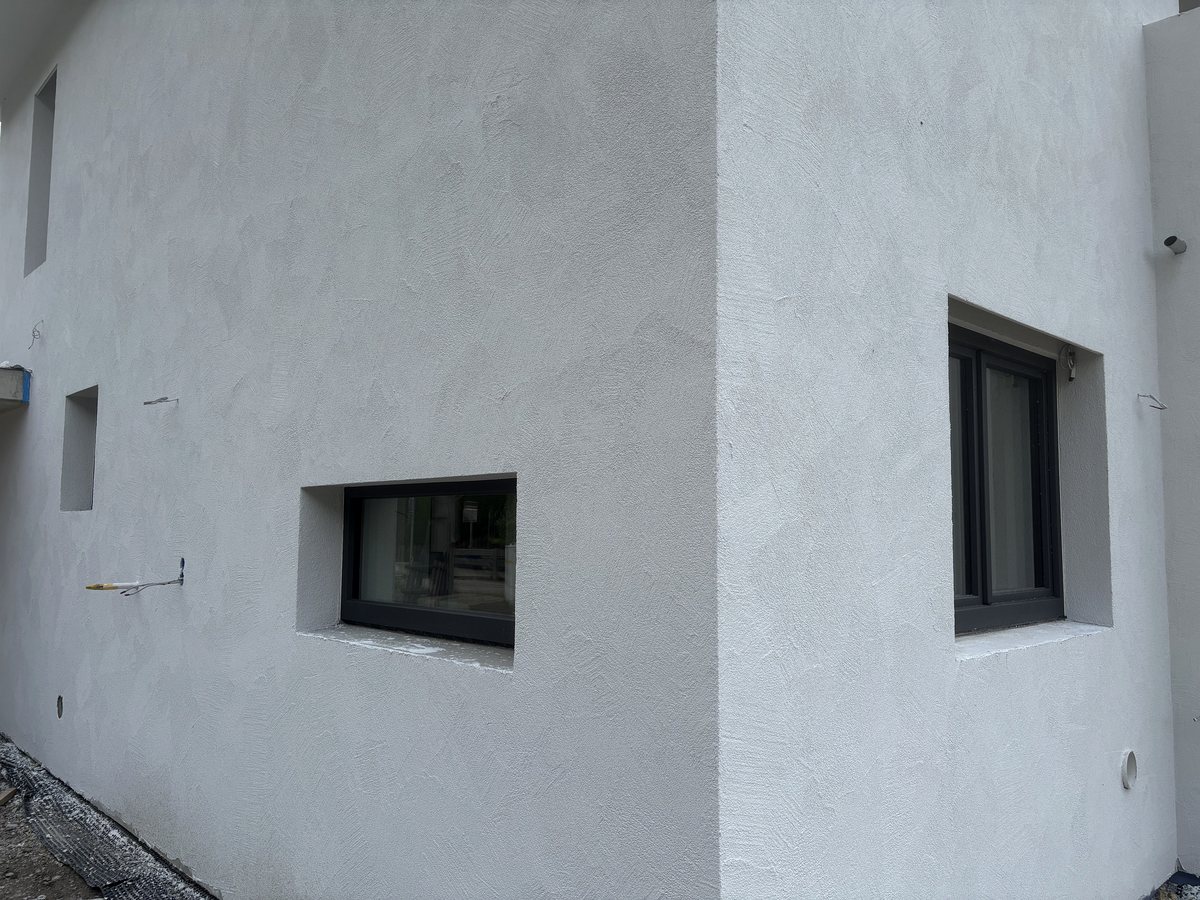 Detail der strukturierten Fassadenfläche