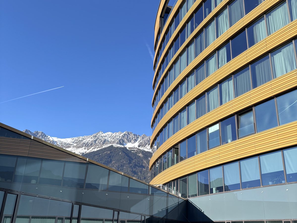 Aussenansicht des Gebaeudes am Innenhof