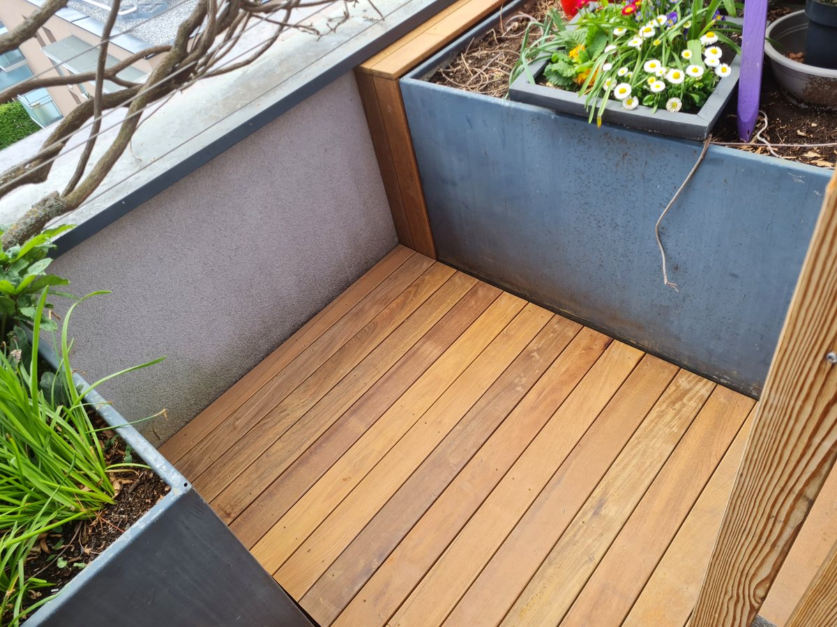 Fertige Terrasse mit sauberem Anschluss